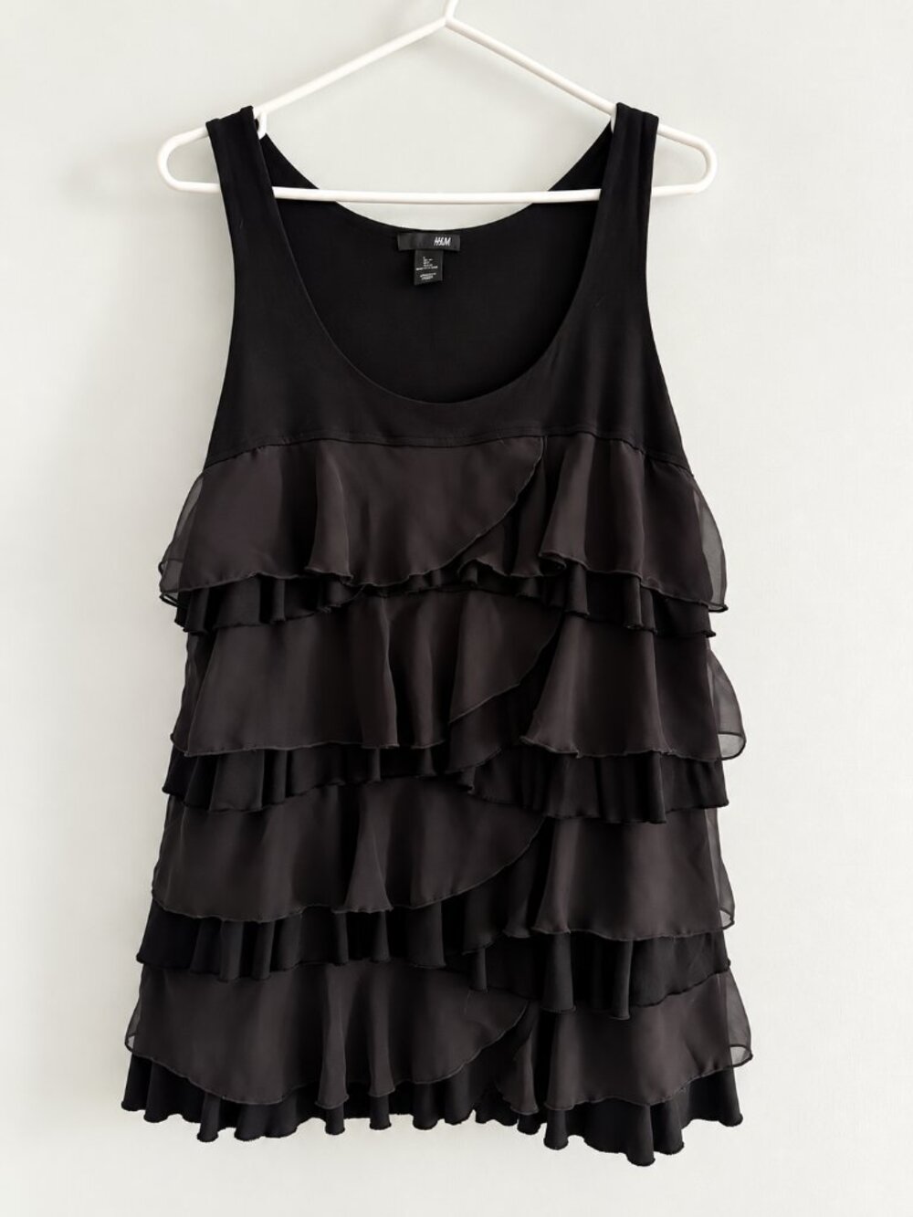 H&M Black Tiered Ruffle Top  - Women's Size L / 10
